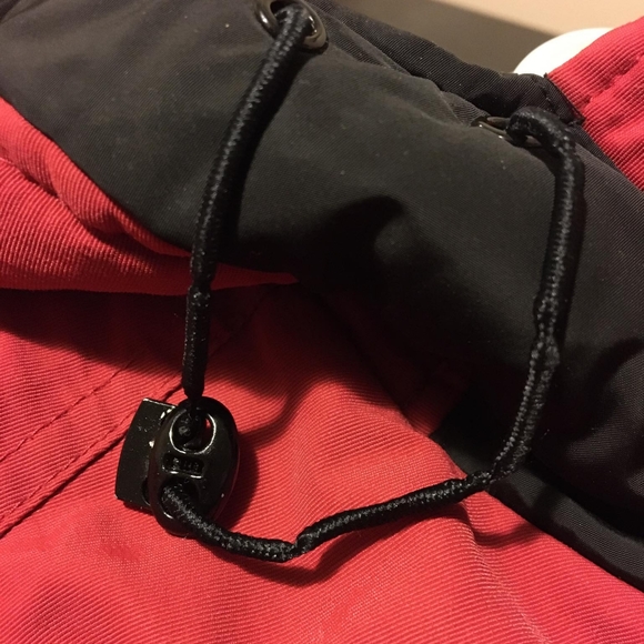 AJG Sport Red Women's Winter Coat - Picture 6 of 8